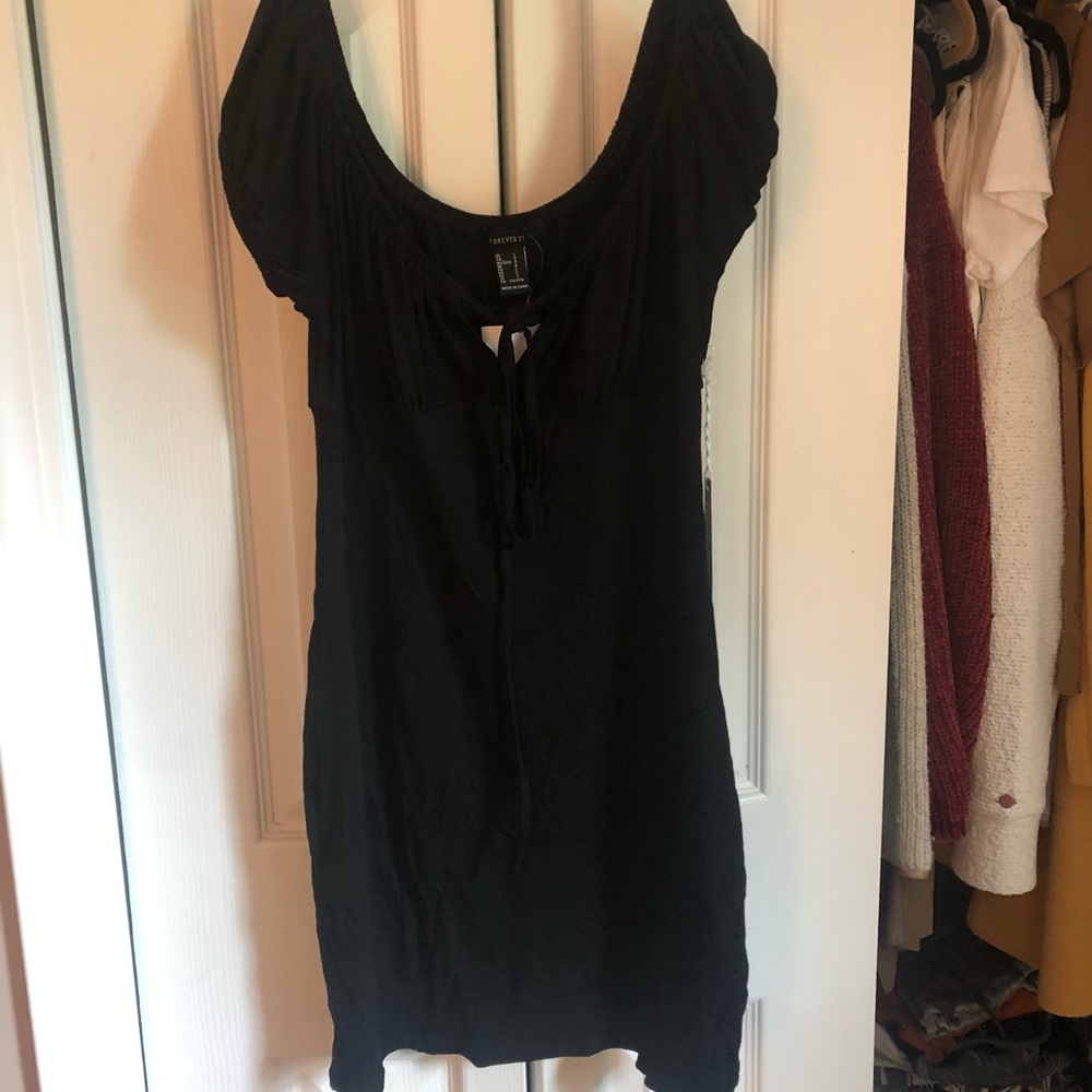 Black forever 21 basics dress